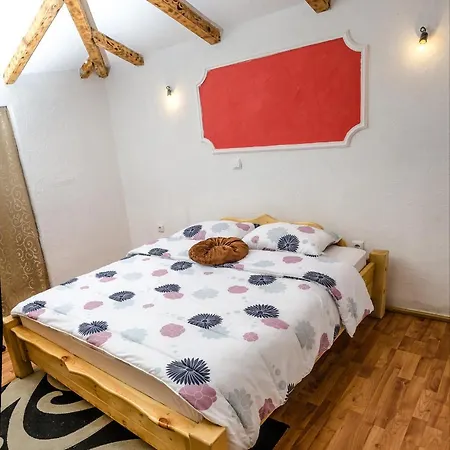 Seosko Domacinstvo Pecanin * Bosanska Krupa