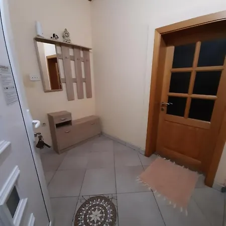 Seosko Domacinstvo Pecanin * Bosanska Krupa