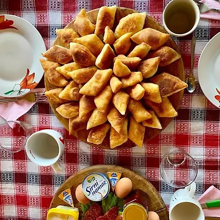 Seosko Domacinstvo Pecanin Daire Bosanska Krupa